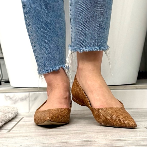 Sam Edelman Brown Pointed Flats - Picture 6 of 10